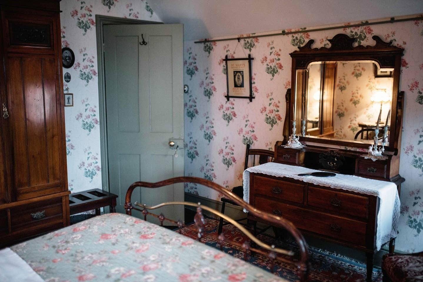 St Benedict - Victorian Bed And Breakfast Гастингс Экстерьер фото