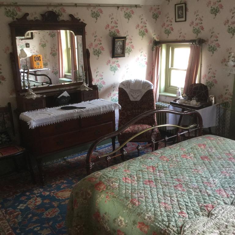 St Benedict - Victorian Bed And Breakfast Гастингс Номер фото