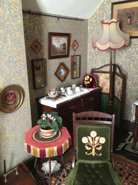 St Benedict - Victorian Bed And Breakfast Гастингс Номер фото