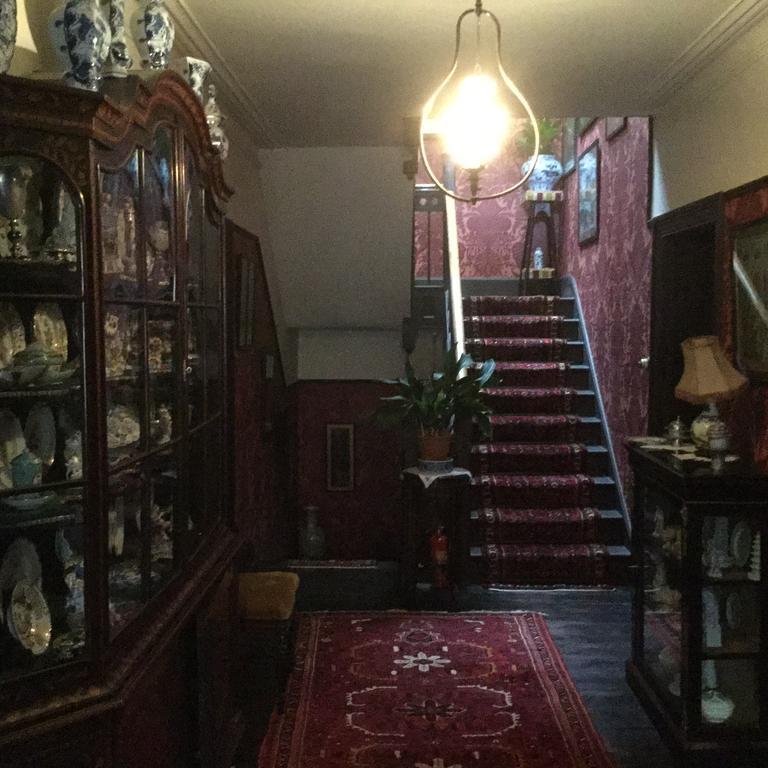 St Benedict - Victorian Bed And Breakfast Гастингс Экстерьер фото