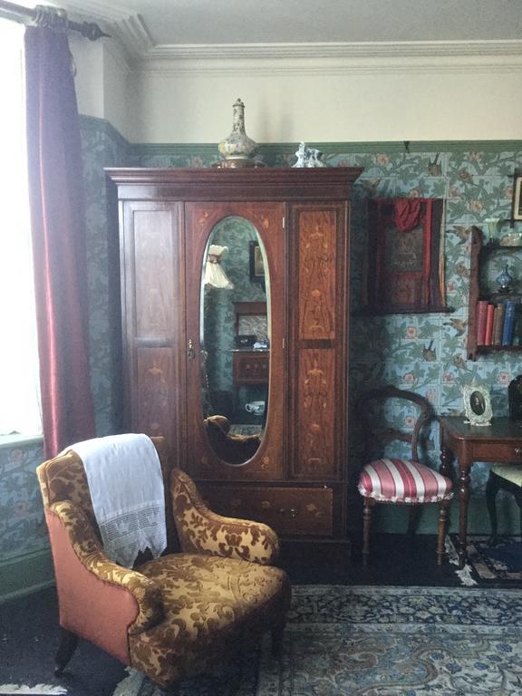 St Benedict - Victorian Bed And Breakfast Гастингс Экстерьер фото